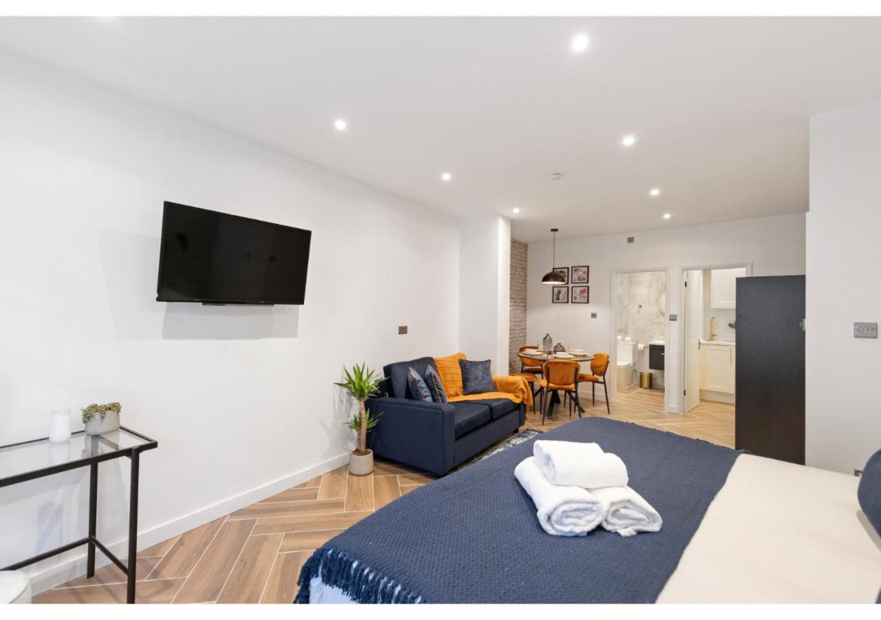 Comfortable Flat In The Heart Of Apartment London
