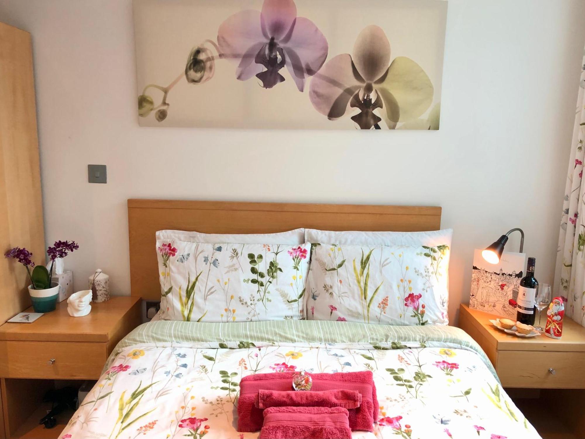 Homestay Cosy Private With Private Bathroom In A River View Flat *