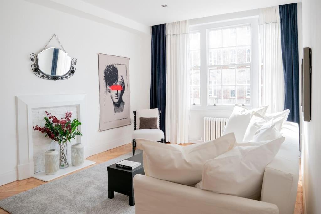 Superb Next To Hyde Park Apartment