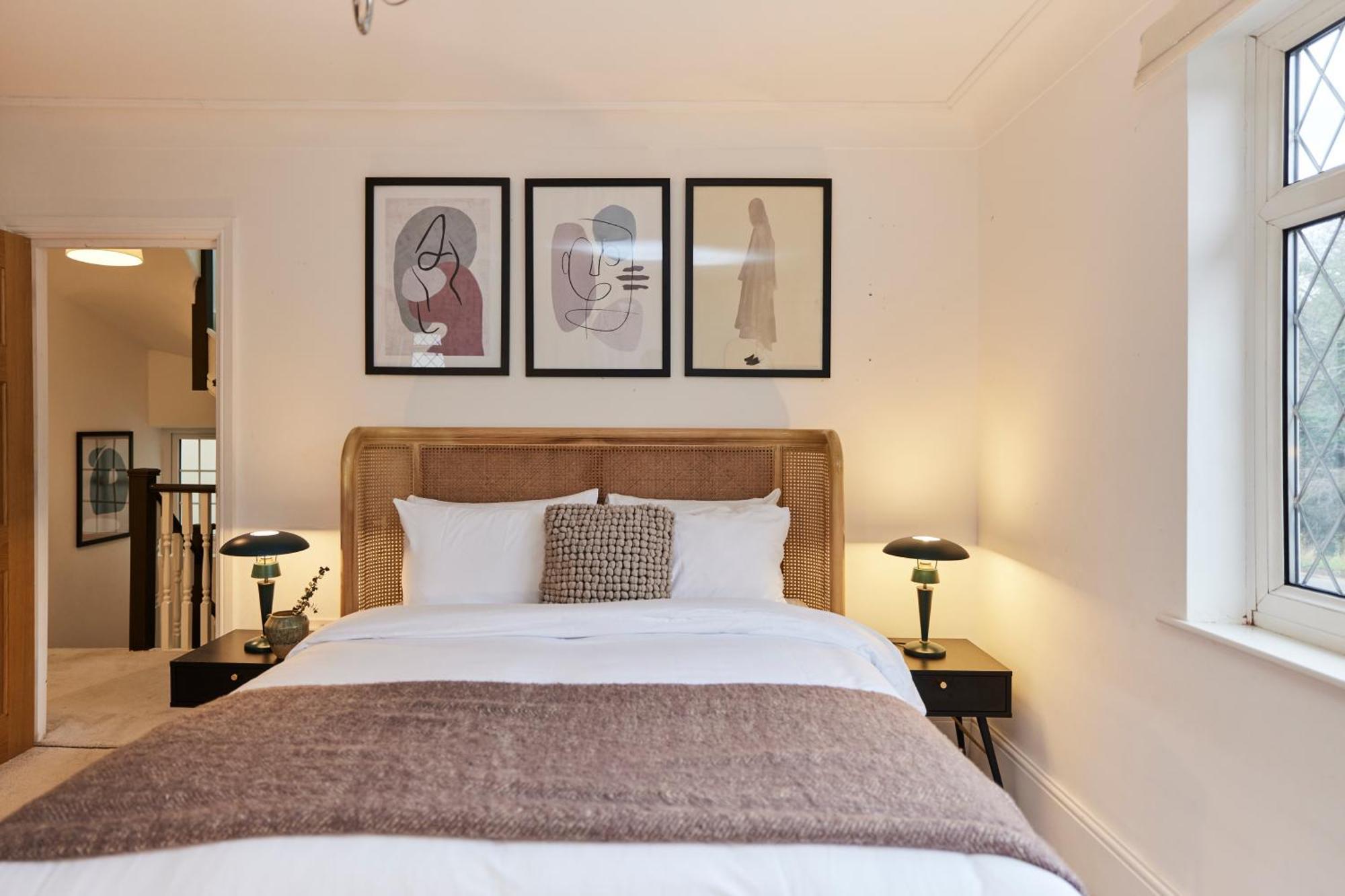 The Redbridge Sanctuary - Spacious 3bdr House With Garden Apartment *