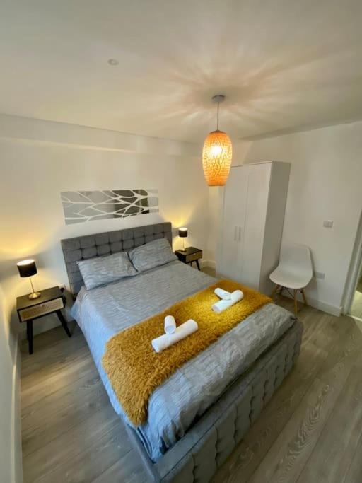 #7 Prime Living Location Apartment London