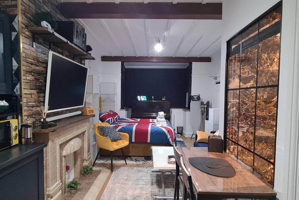 Apartment Luxury & Comfy City Break Studio *