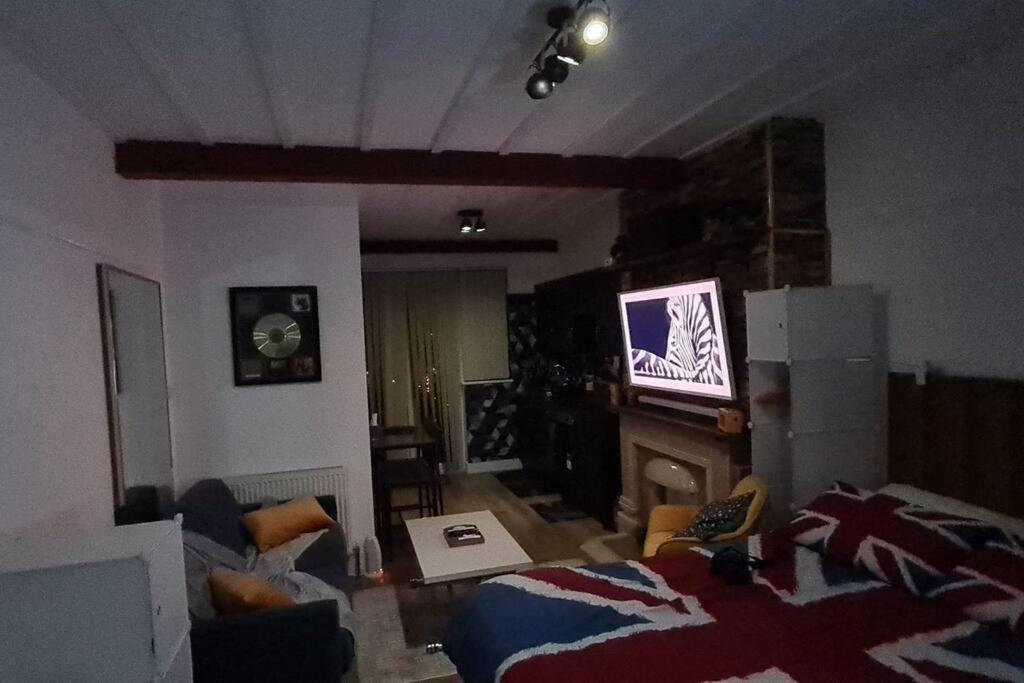 Apartment Luxury & Comfy City Break Studio