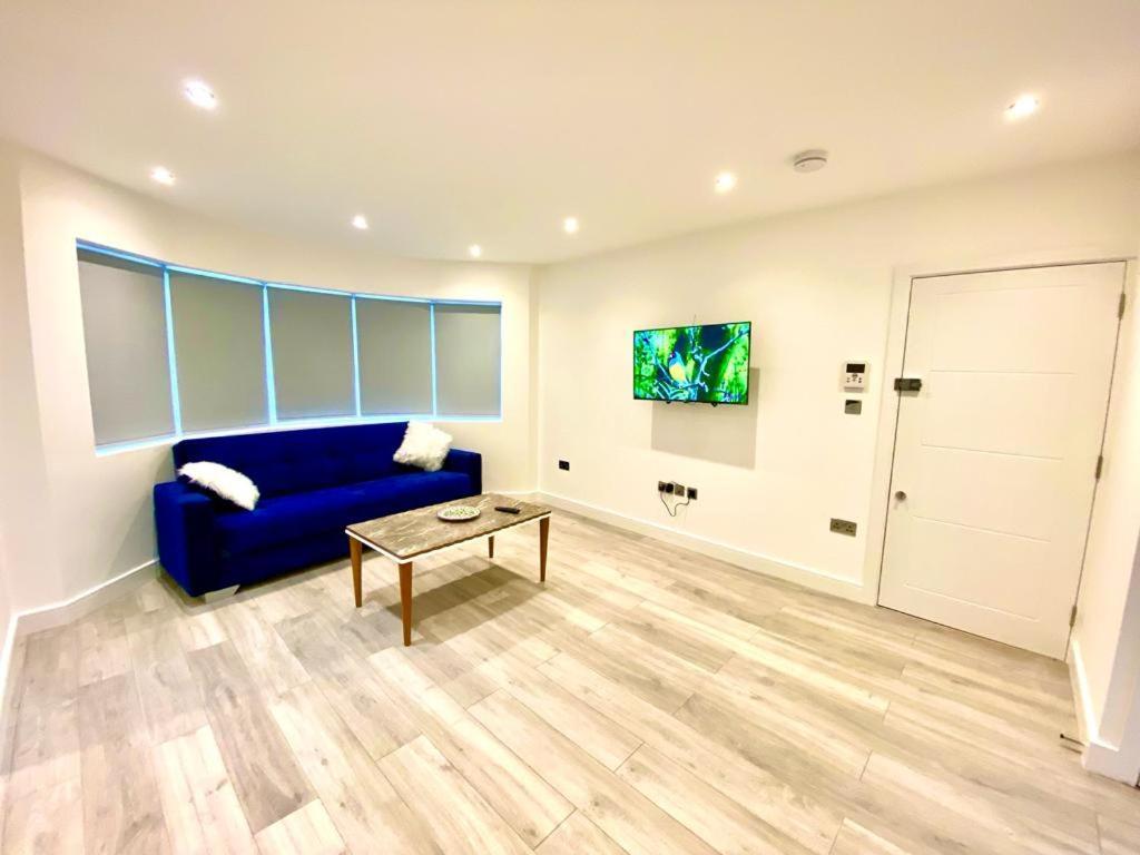 Apartamento Comfortable One Bedroom Flat With Free Car Park In