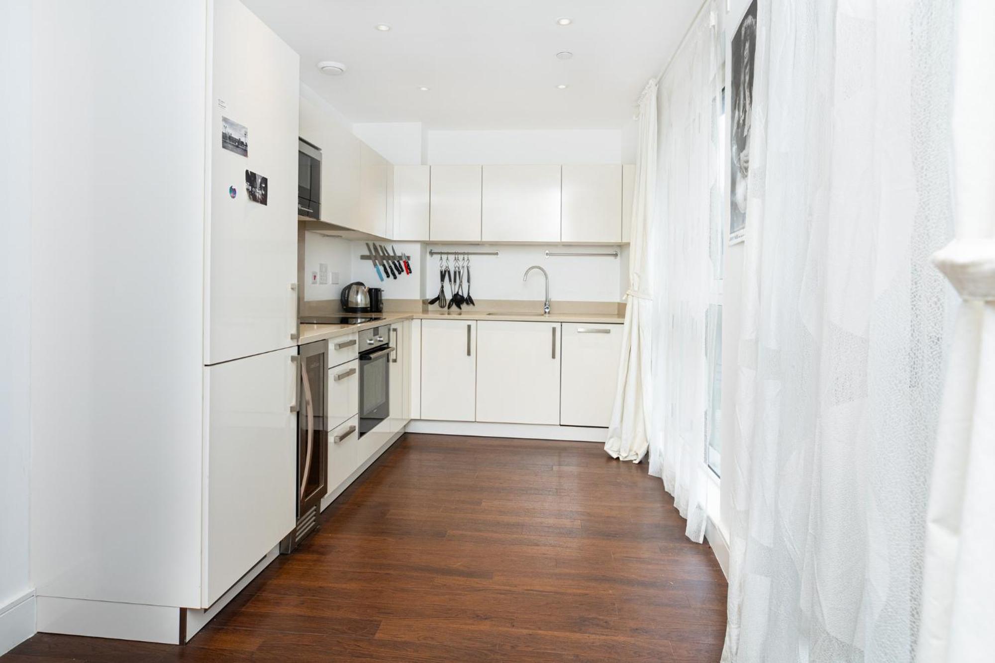 Bright & Cozy 1 Bdr Apt Wcharming Private Terrace Apartment