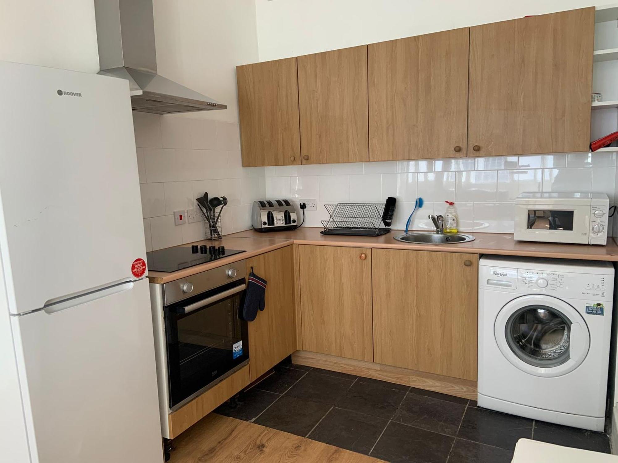Privatunterkunft Affordable In Shared Flat, Bridge London