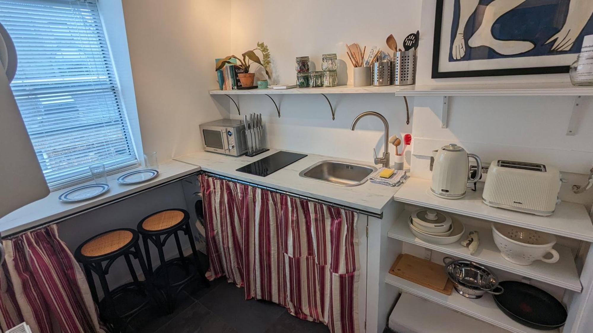 Old Compton Apartamento: Charming Retreat For Mature Guests Apartment London
