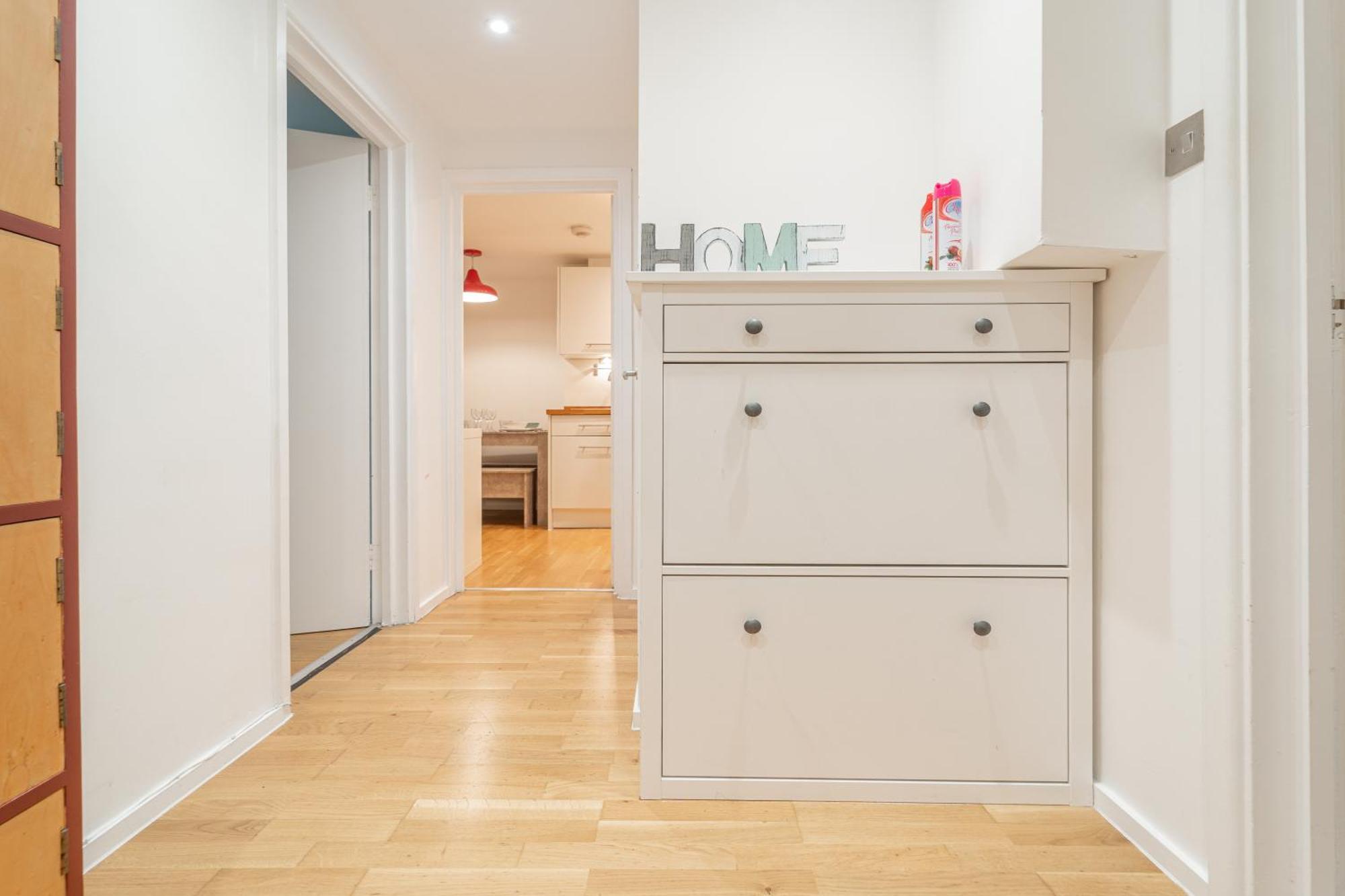 Modern Flat In Prime Location Near Shoreditch & Brick Lane Apartment London