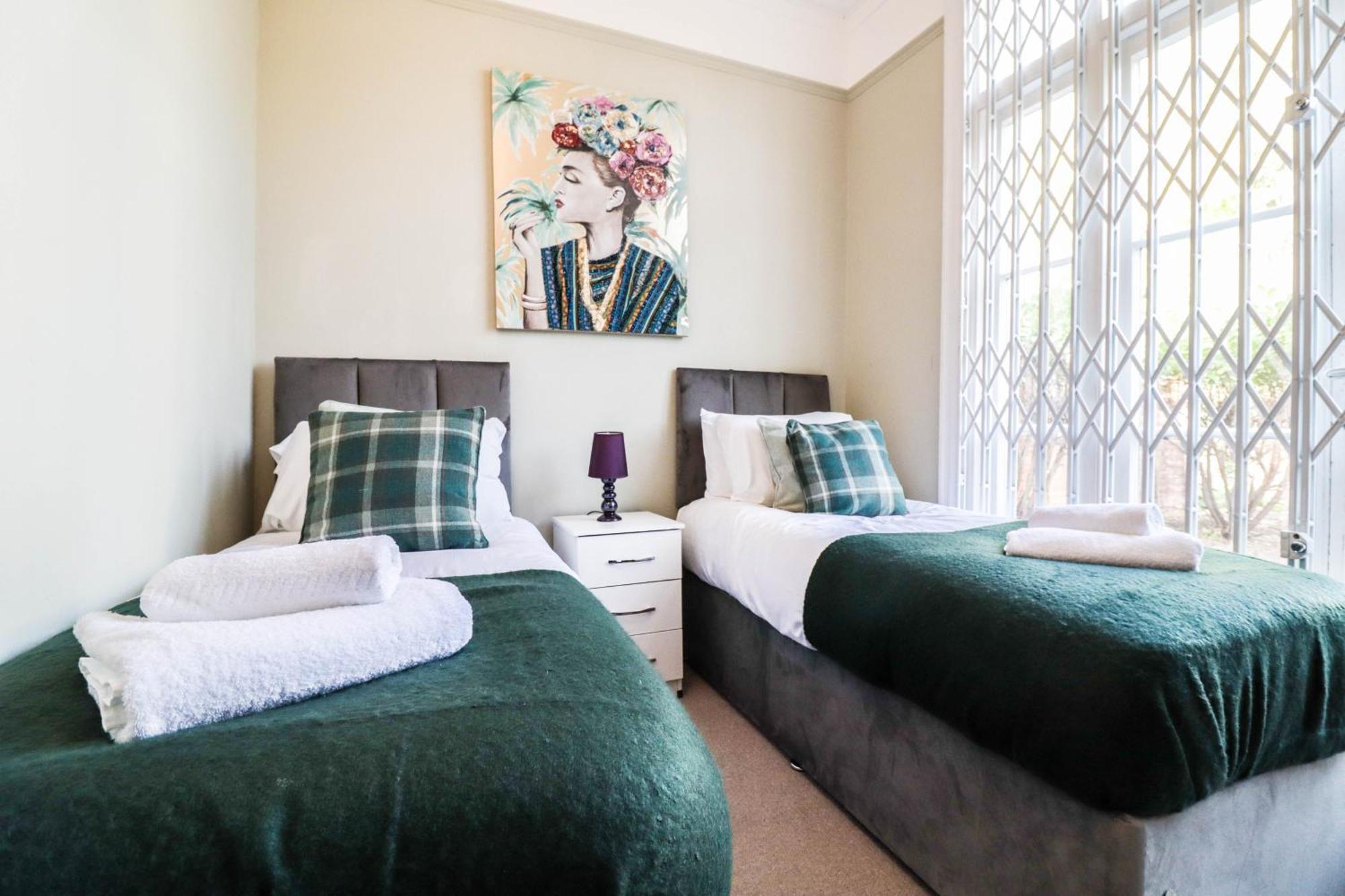Stunning 5 Bed House In Clapham - Free Wifi! Casa de férias Londres