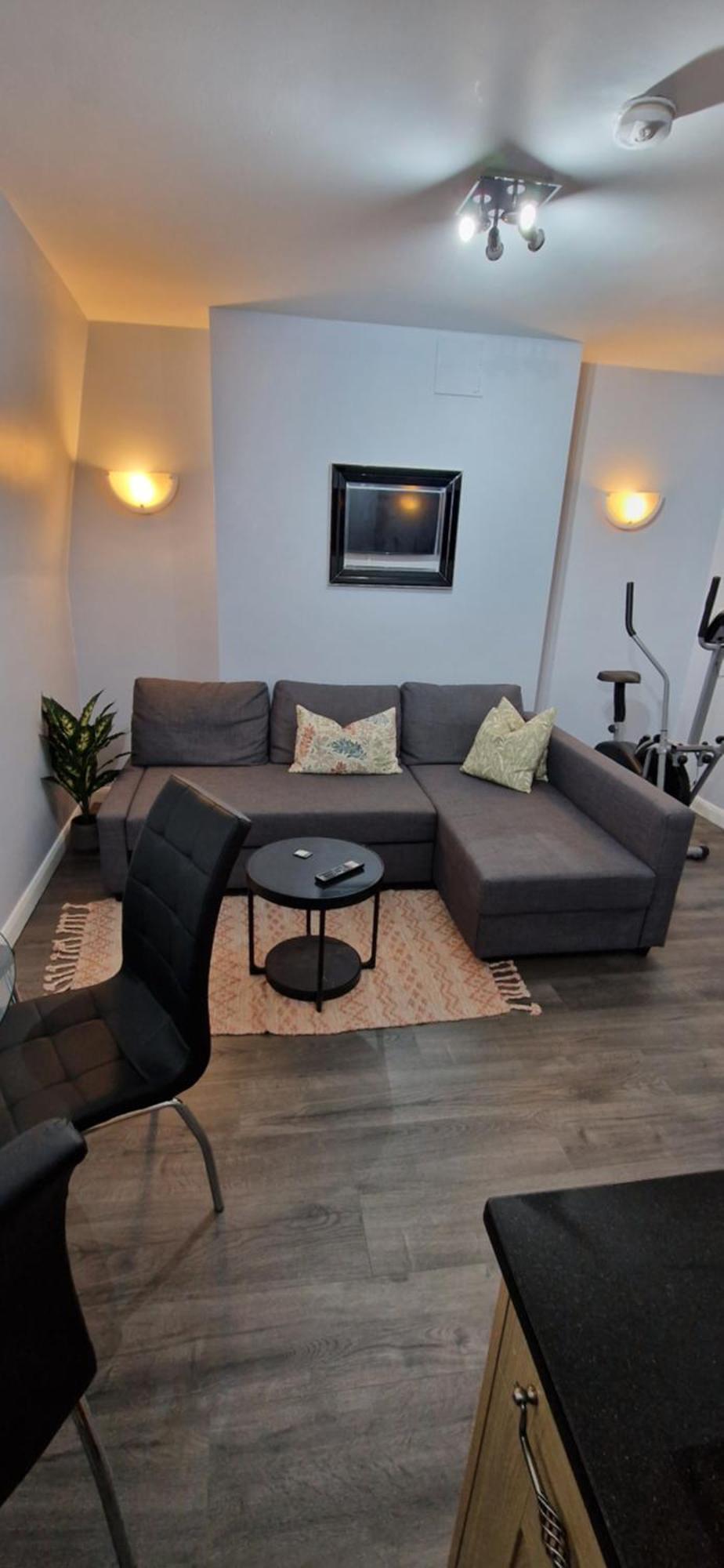 One Bedroom Flat In Finchley Road Apartamento Londres