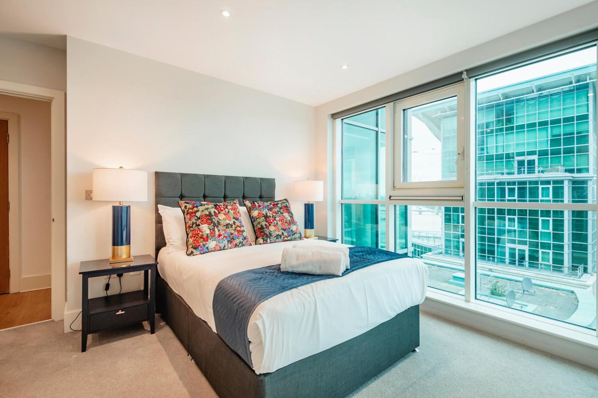 Vauxhall Skyline Apartment *