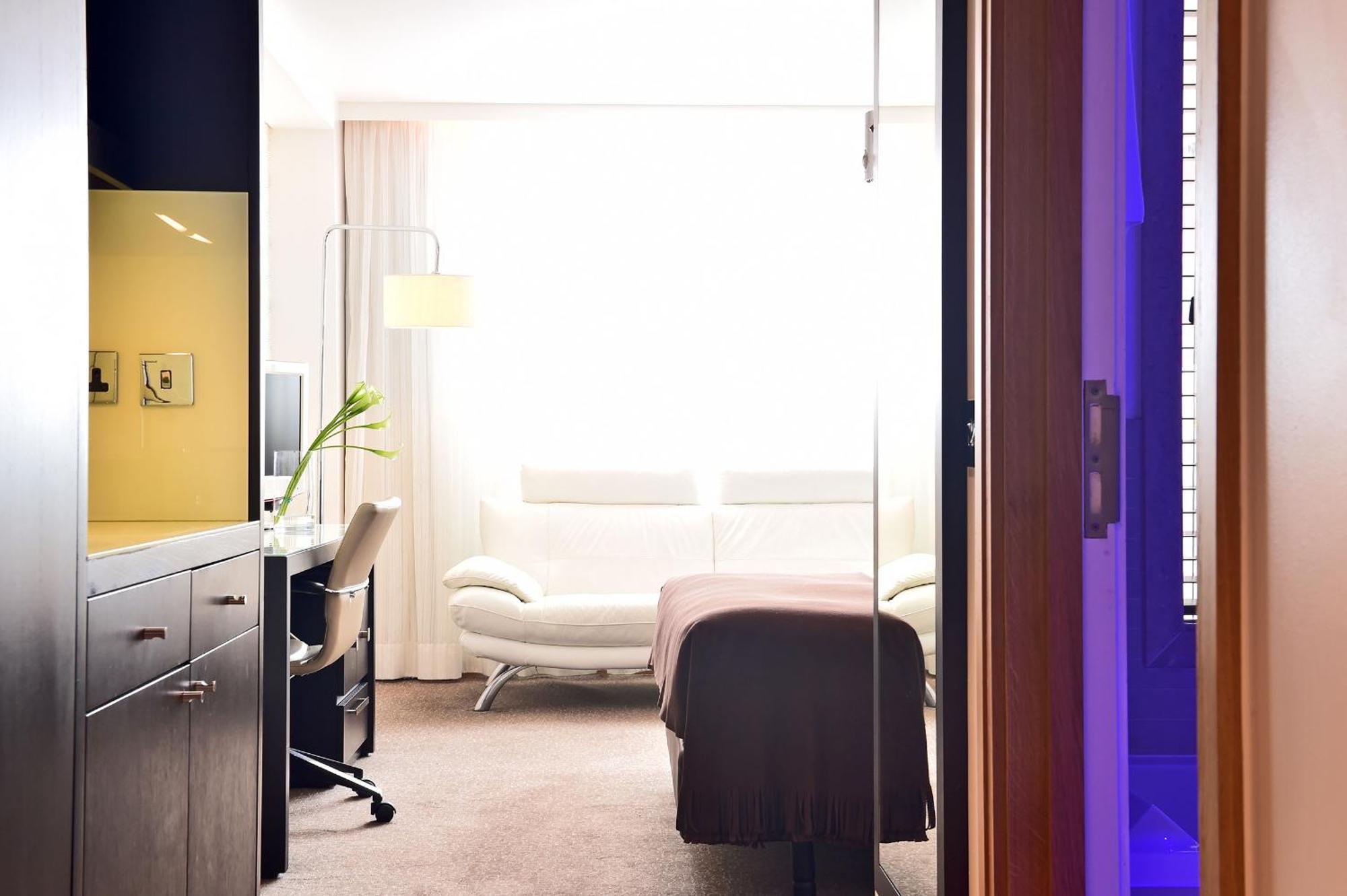 Hotel Pestana Chelsea Bridge & London