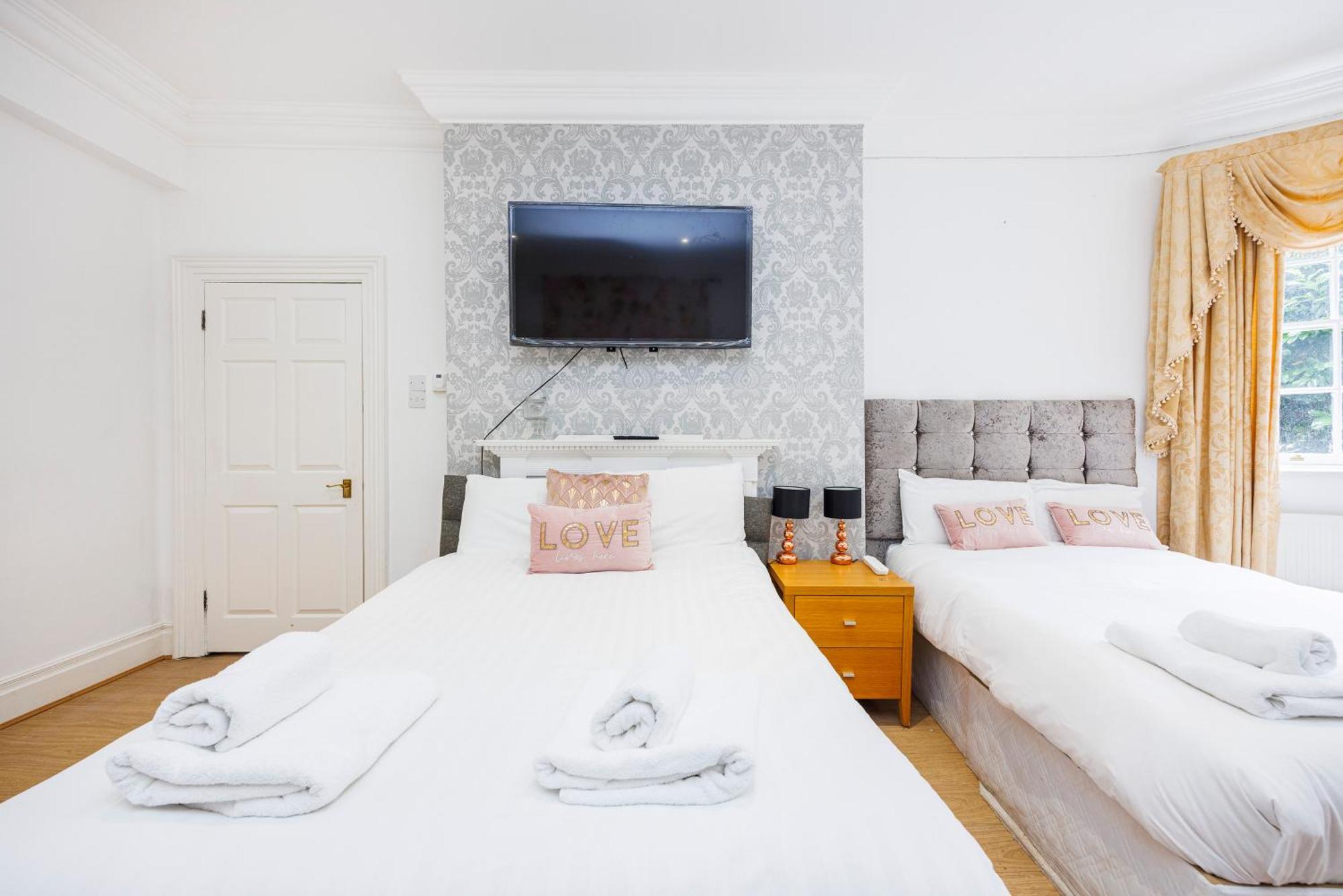 Aparthotel Mansion House Premium