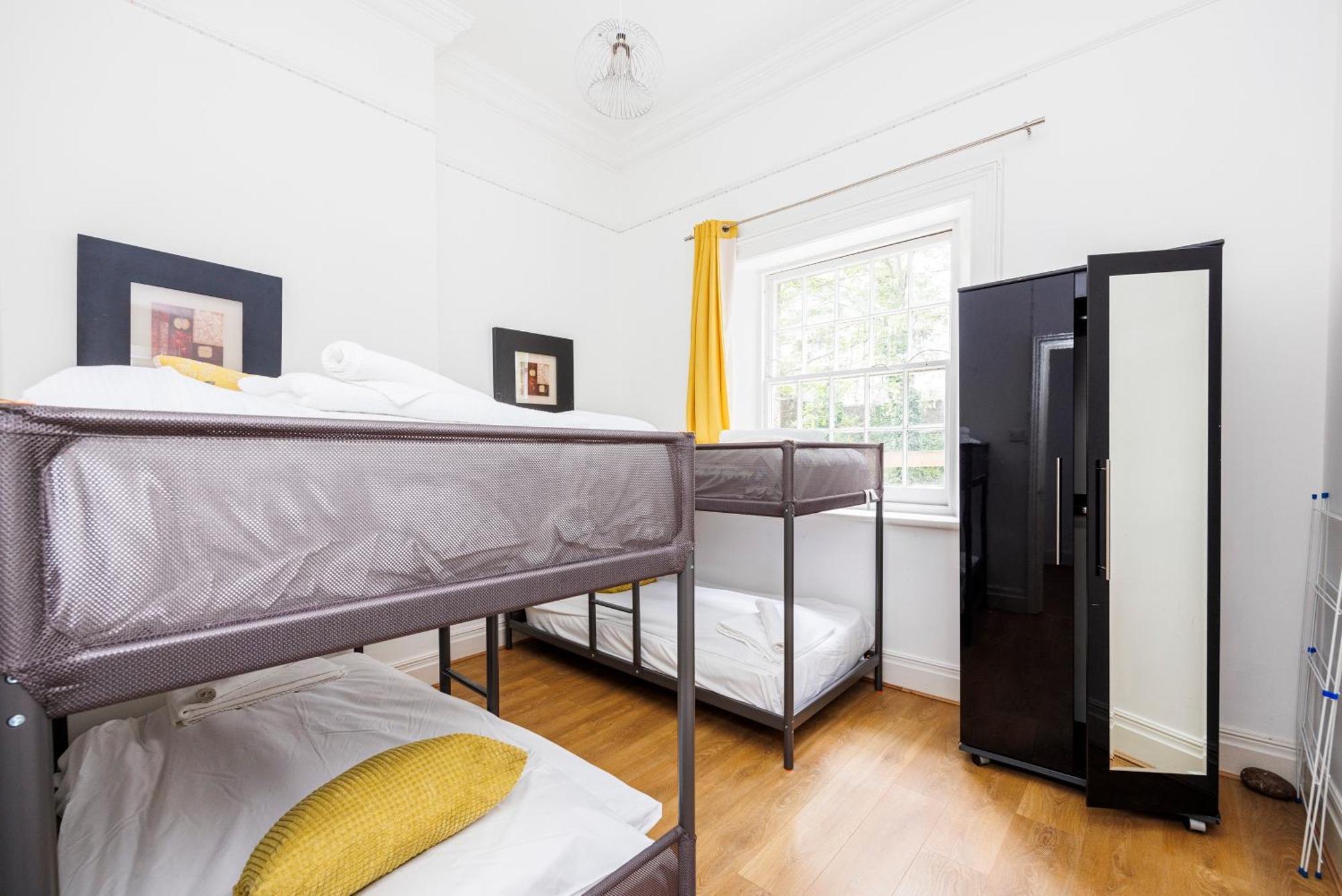 Mansion House Premium Aparthotel