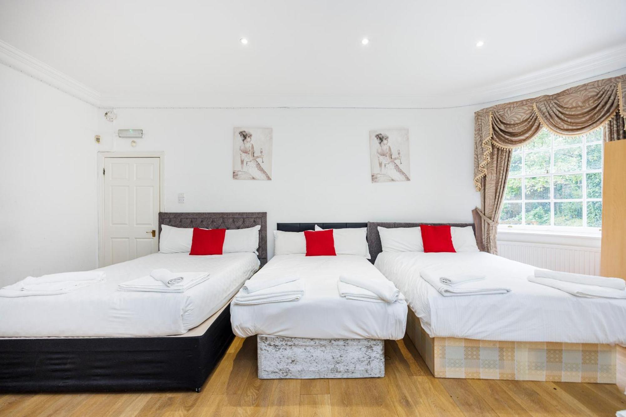Mansion House Premium Aparthotel London