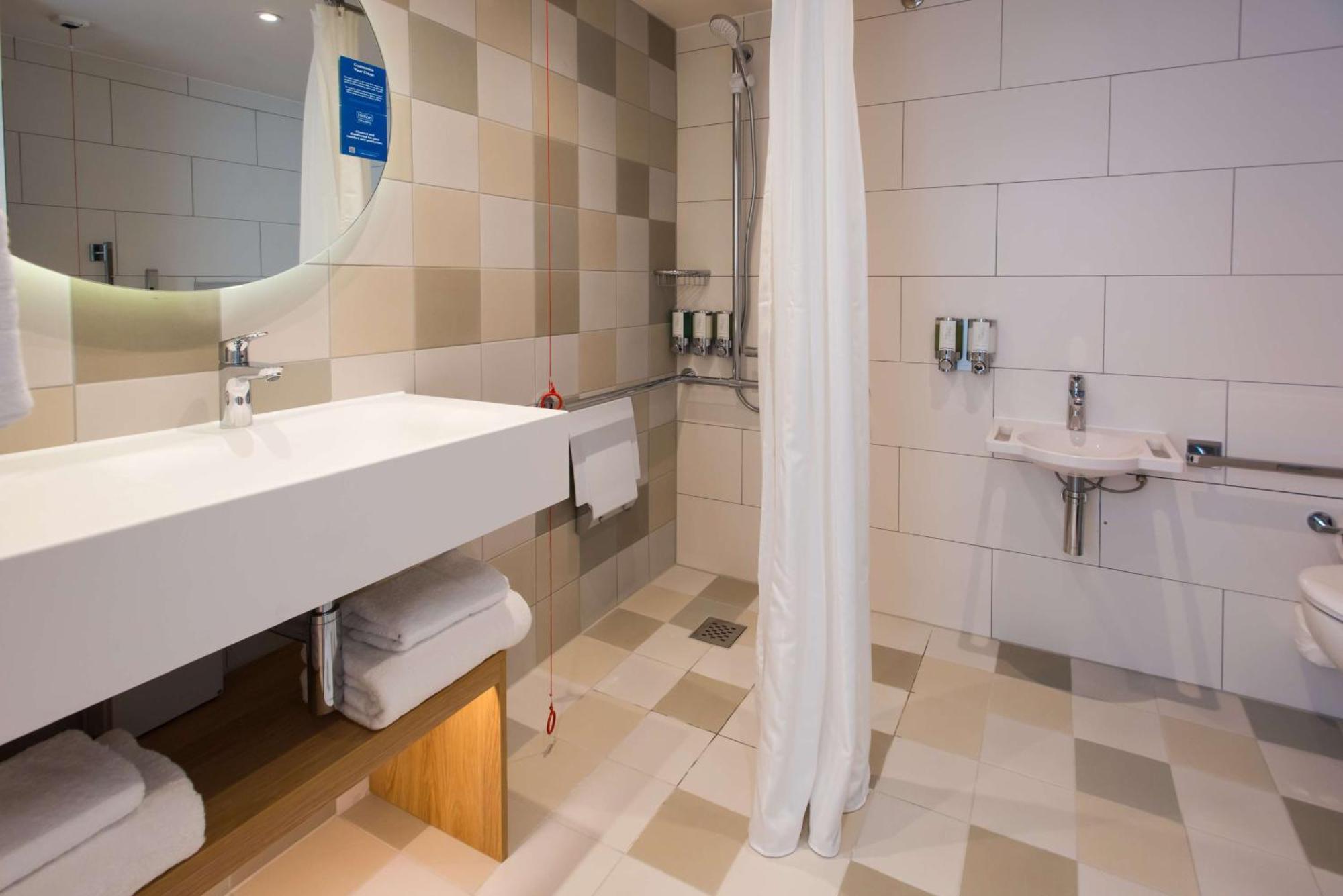 Hotel Hampton By Hilton Park Royal London