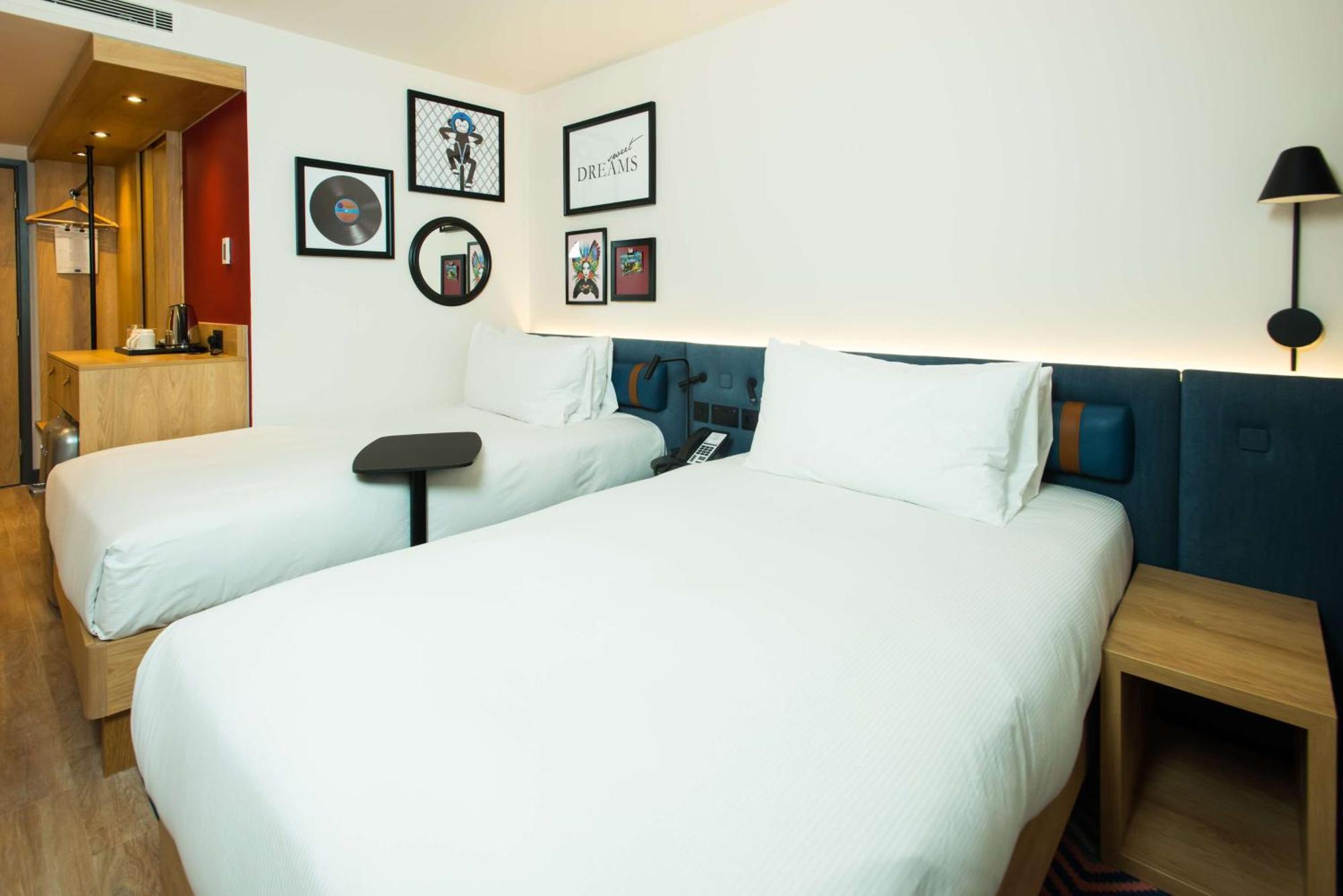 Hampton By Hilton Park Royal Hotel London