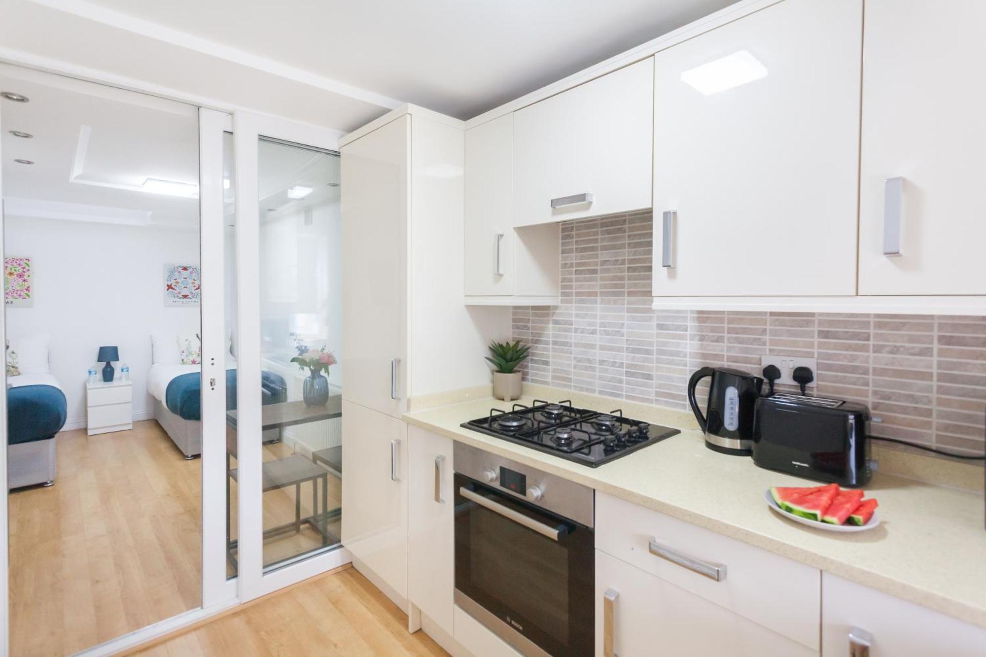 Holloway Budget - 1 Minute To Emirates Stadium - Next To Station - Center Apartment London