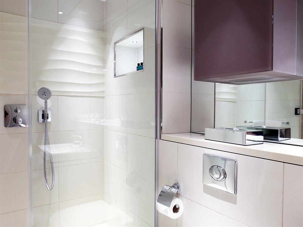 Cheval Three Quays At The Tower Of 5* Londres