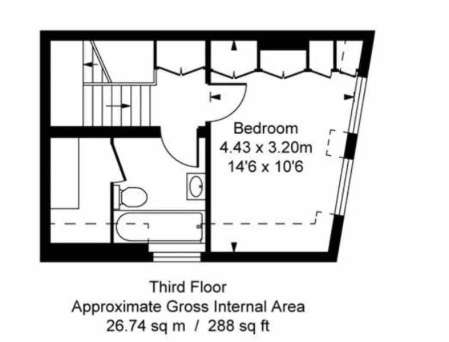Spacious And Cosy 3brs 5f House In Heart Of