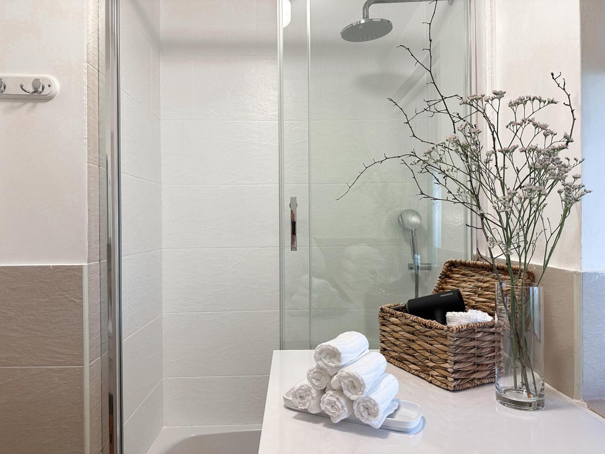 2-br Flat With Style And Comfort In St John's Wood Apartment *