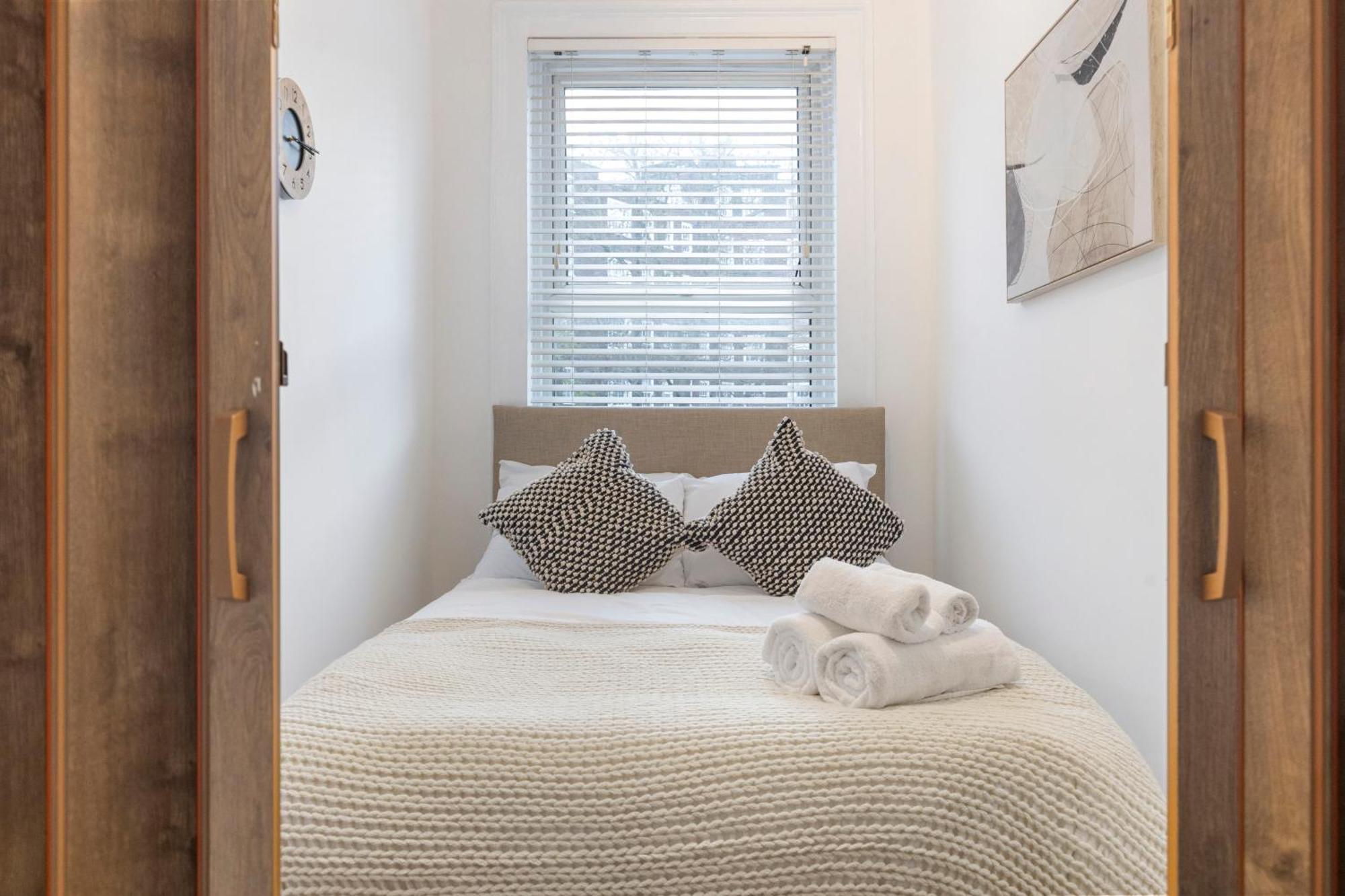 Rose Camden Town 3 Bedroom Sleeps 11
