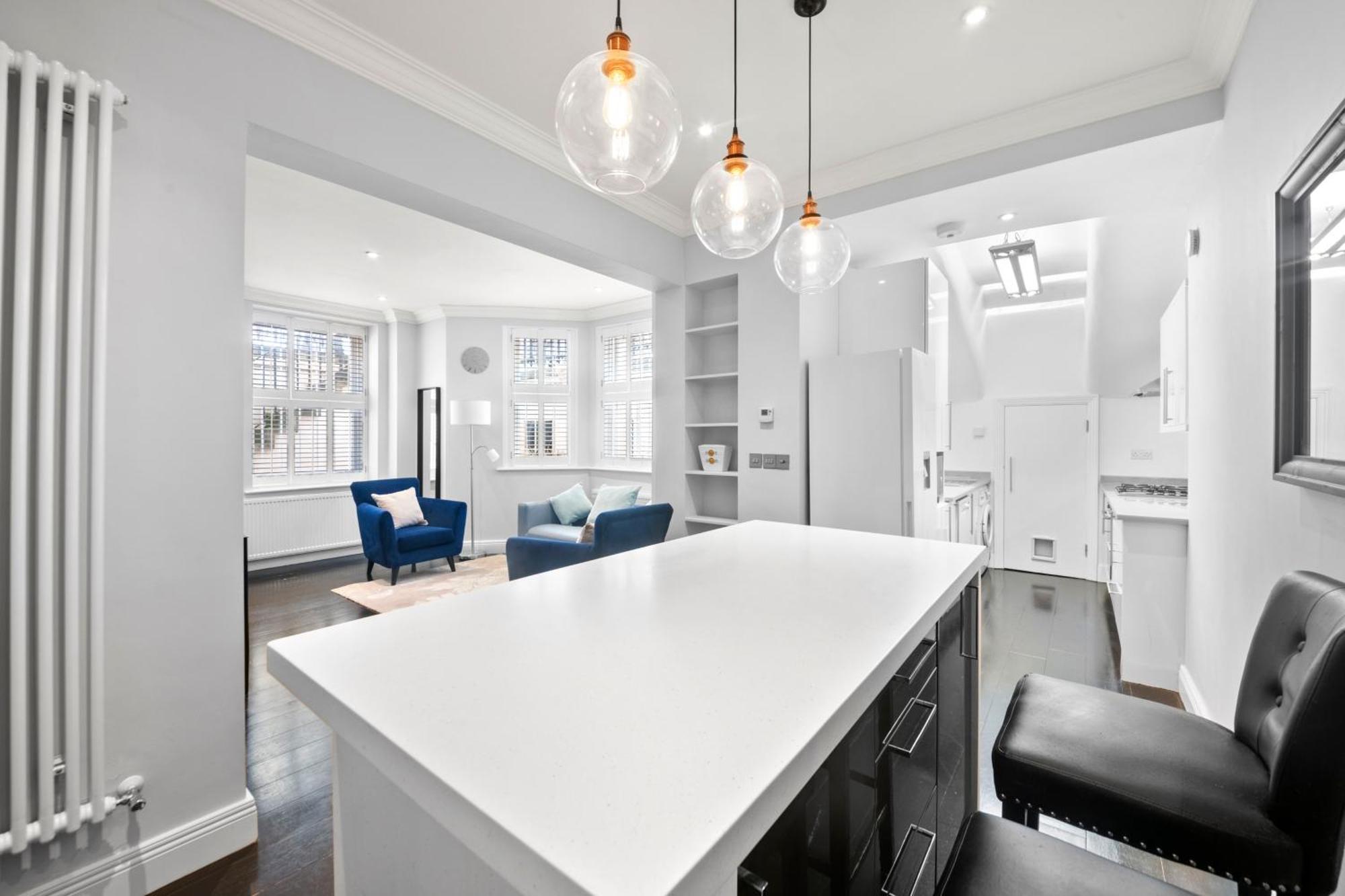 Sg, Prime South Kensington Luxury Apartment