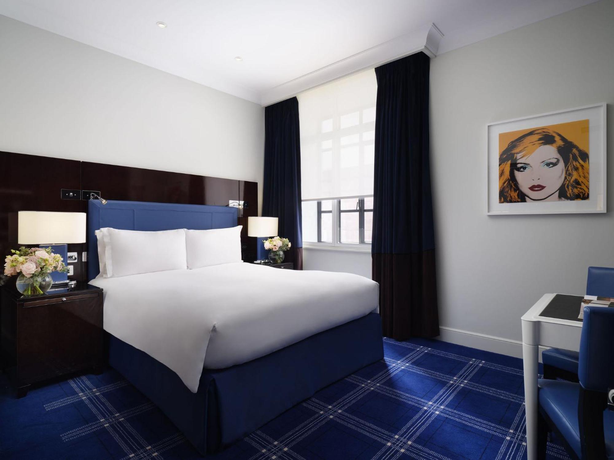 Sofitel St Hotel 5*