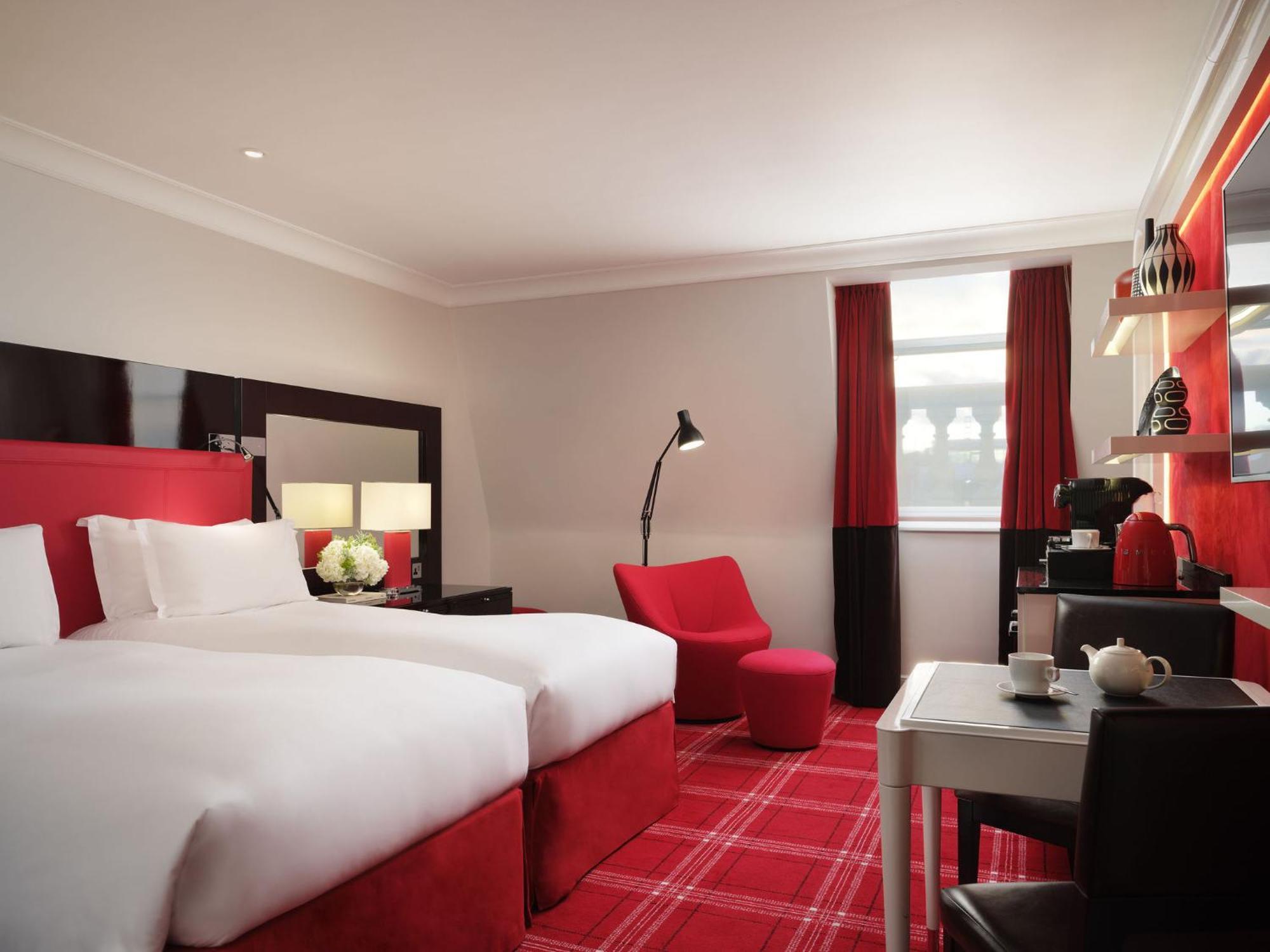 Sofitel St London