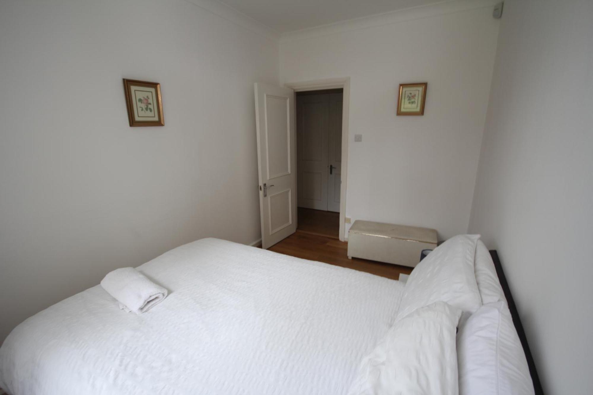 Harrow On The Hill Place * London