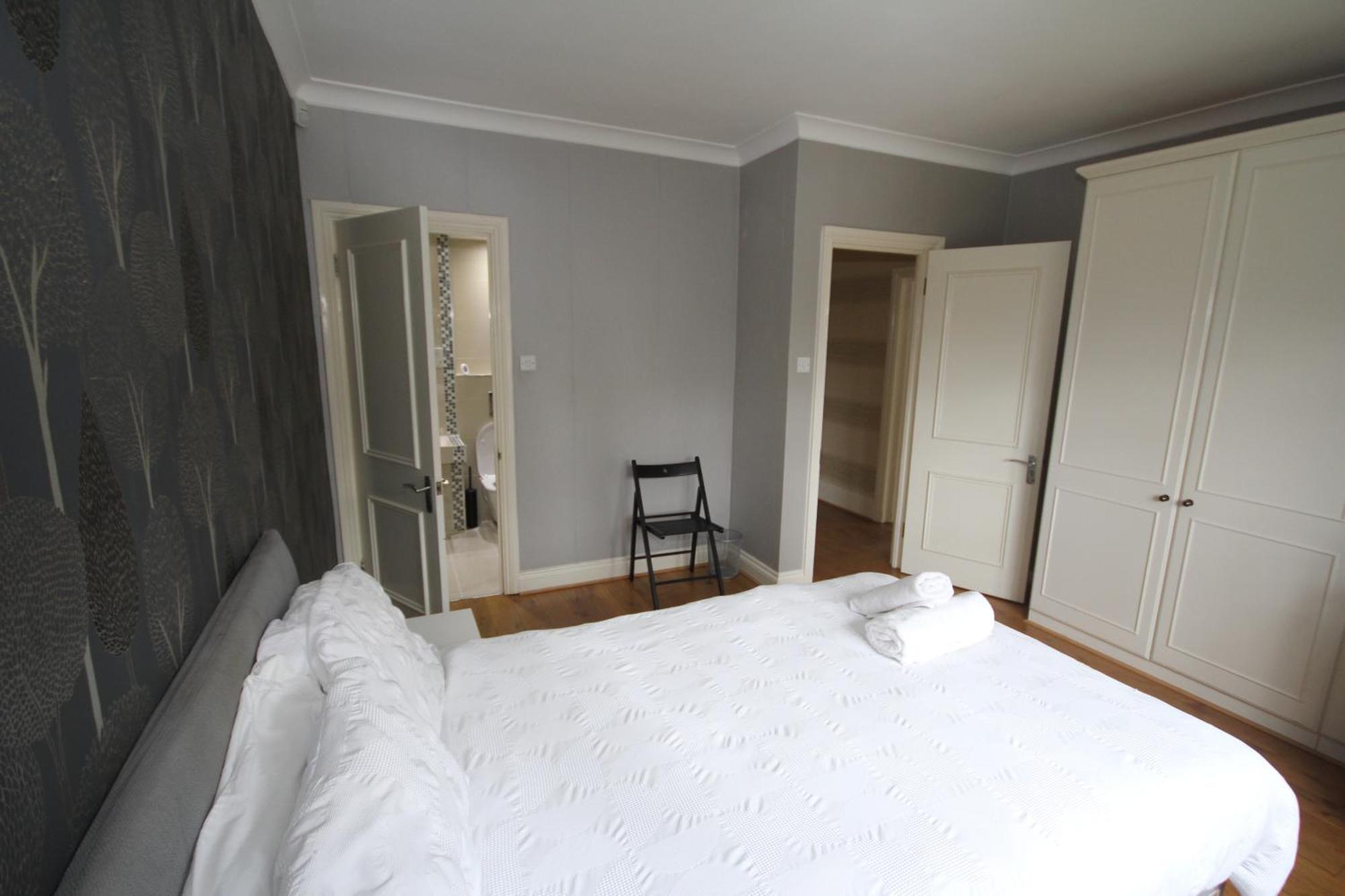 Harrow On The Hill Place Apartment London