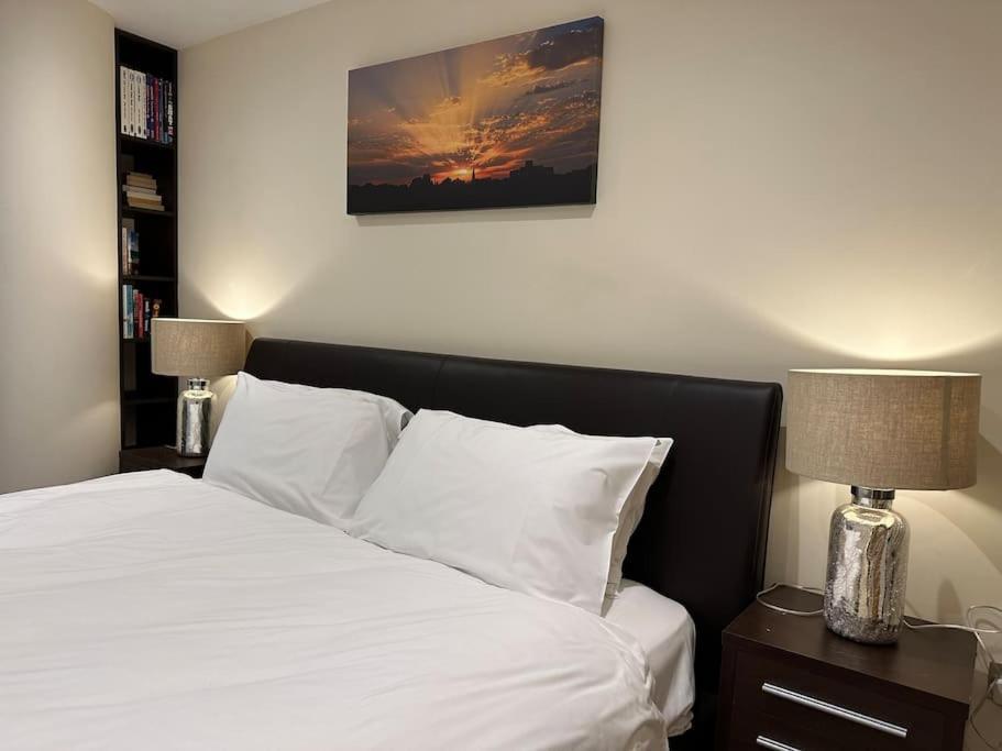 Apartment Stunning 2 Bed Thames River View - London