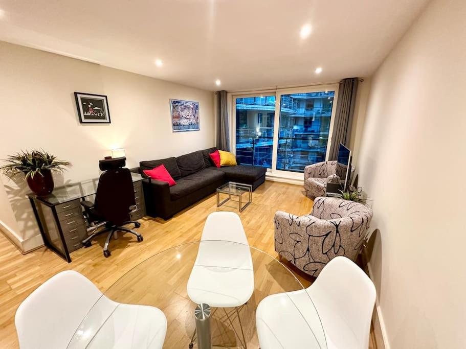 Apartment Stunning 2 Bed Thames River View -