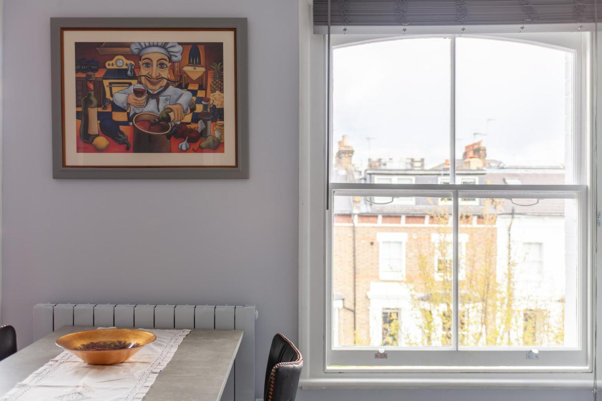 Apartment Charming New 1br Flat Wterrace, Shepherd's Bush London