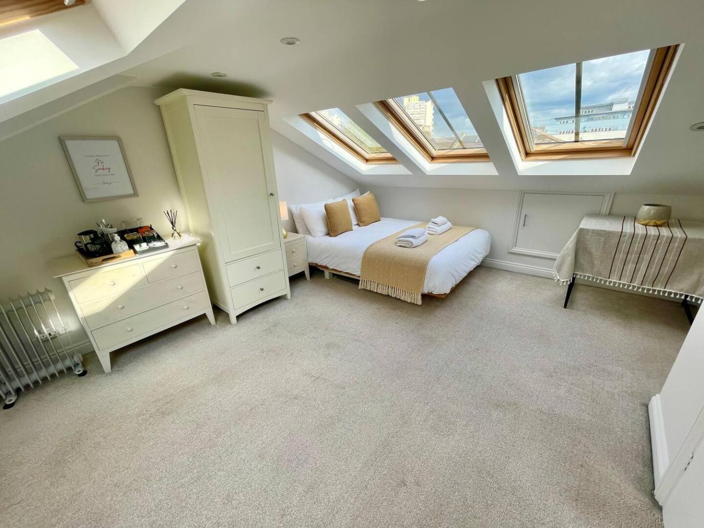 Bright Quiet Loft Ensuite Serene Clapham Area Londres