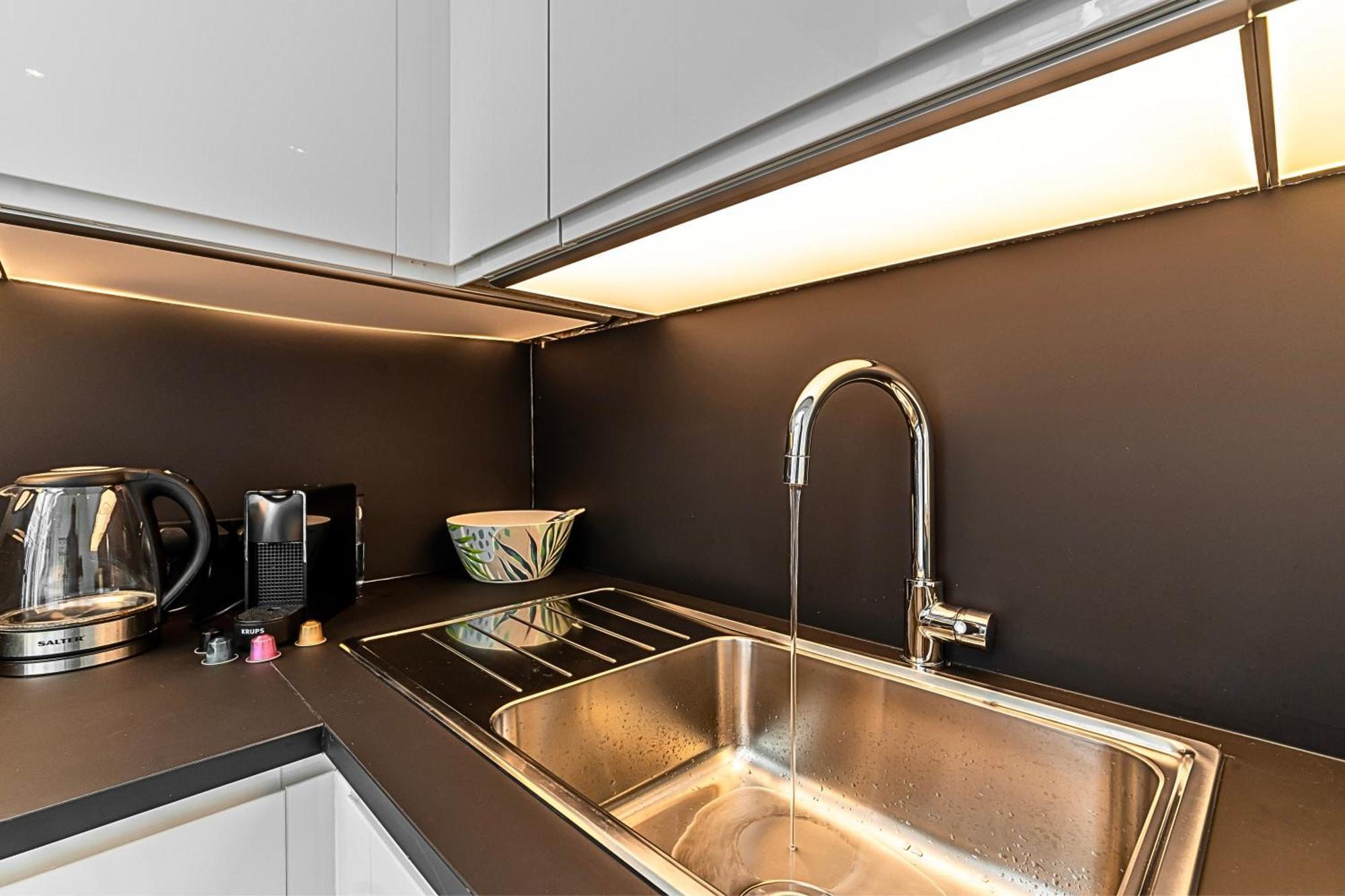 Holiday home Secret Kensington Garden Mews: Spacious 2-bedroom House With Private Patio *