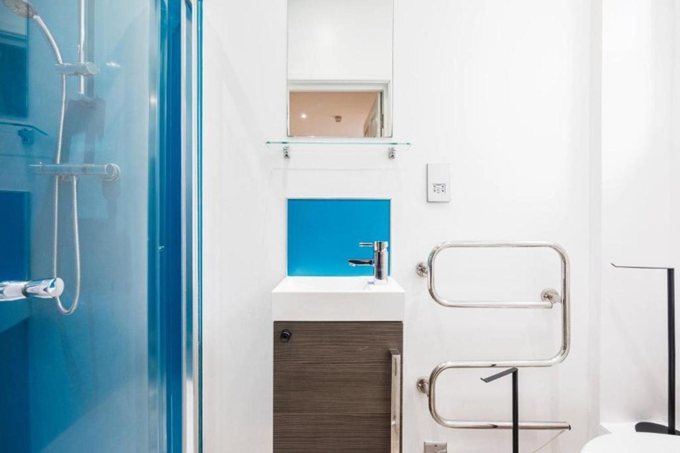 Chic In Spitalfields, Guest house