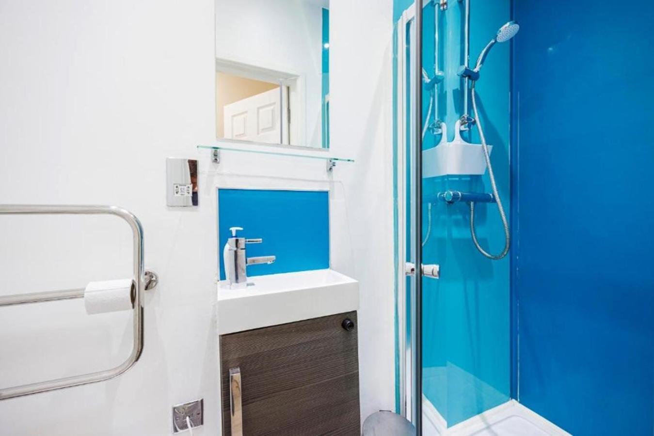 Chic In Spitalfields, Guest house