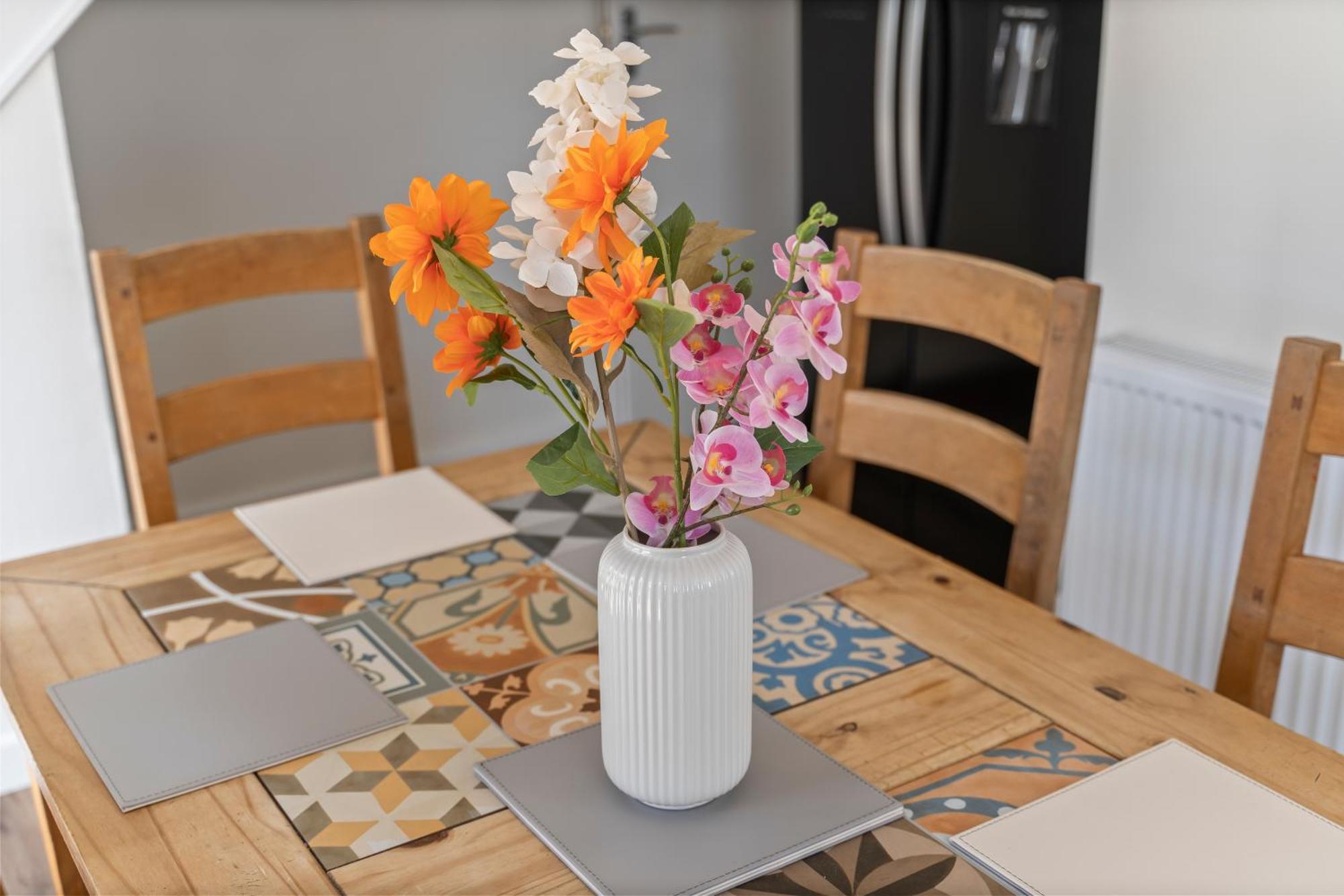Apartamento Heart Of Acton - Perfect For Large Groups *