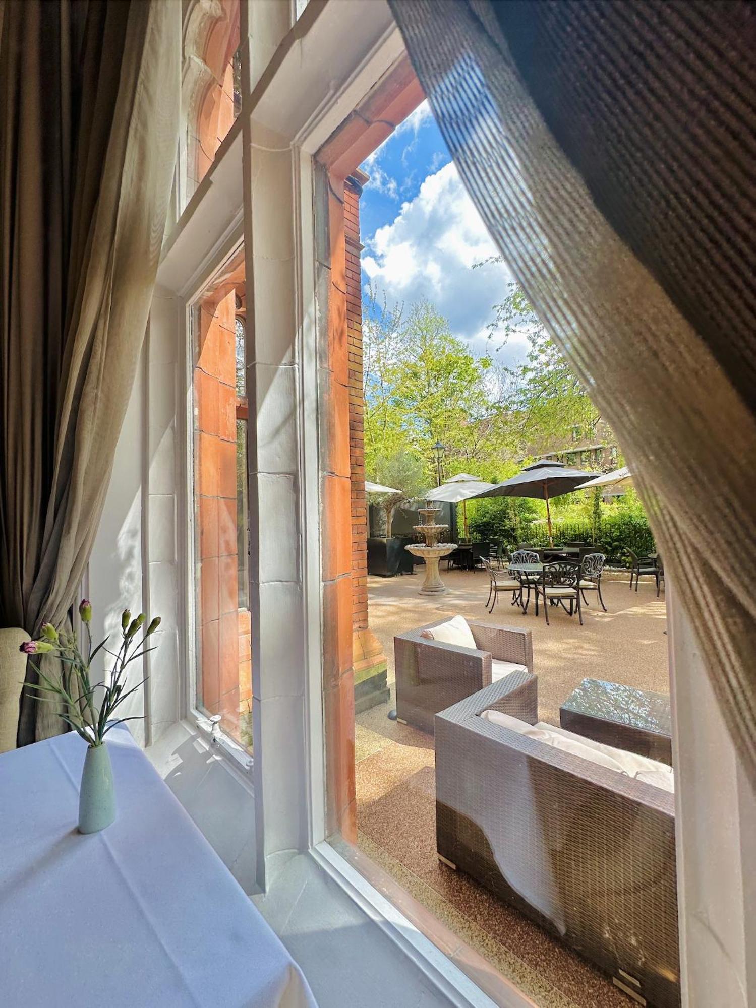 Hotel St Paul's 4*