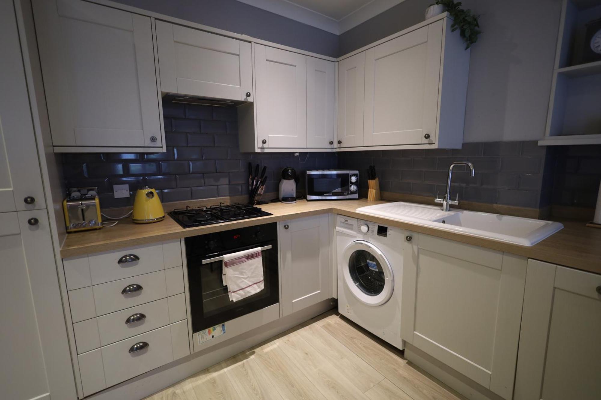 Apartment Lovely 3br Garden L Abbey Road, *