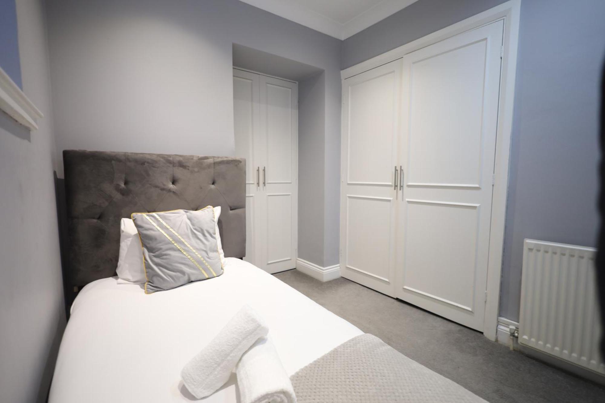 Lovely 3br Garden L Abbey Road, Apartment