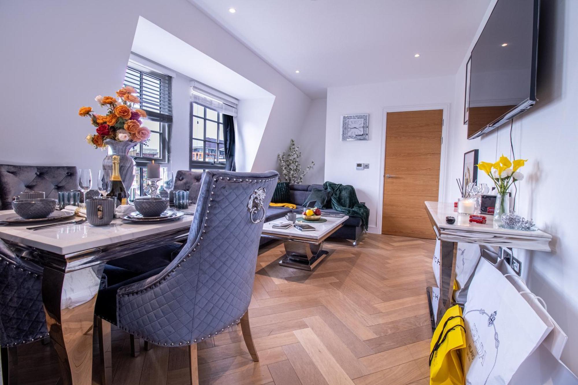 Apartment Luxurious 1-bedroom Penthouse In Marble Arch 71 *