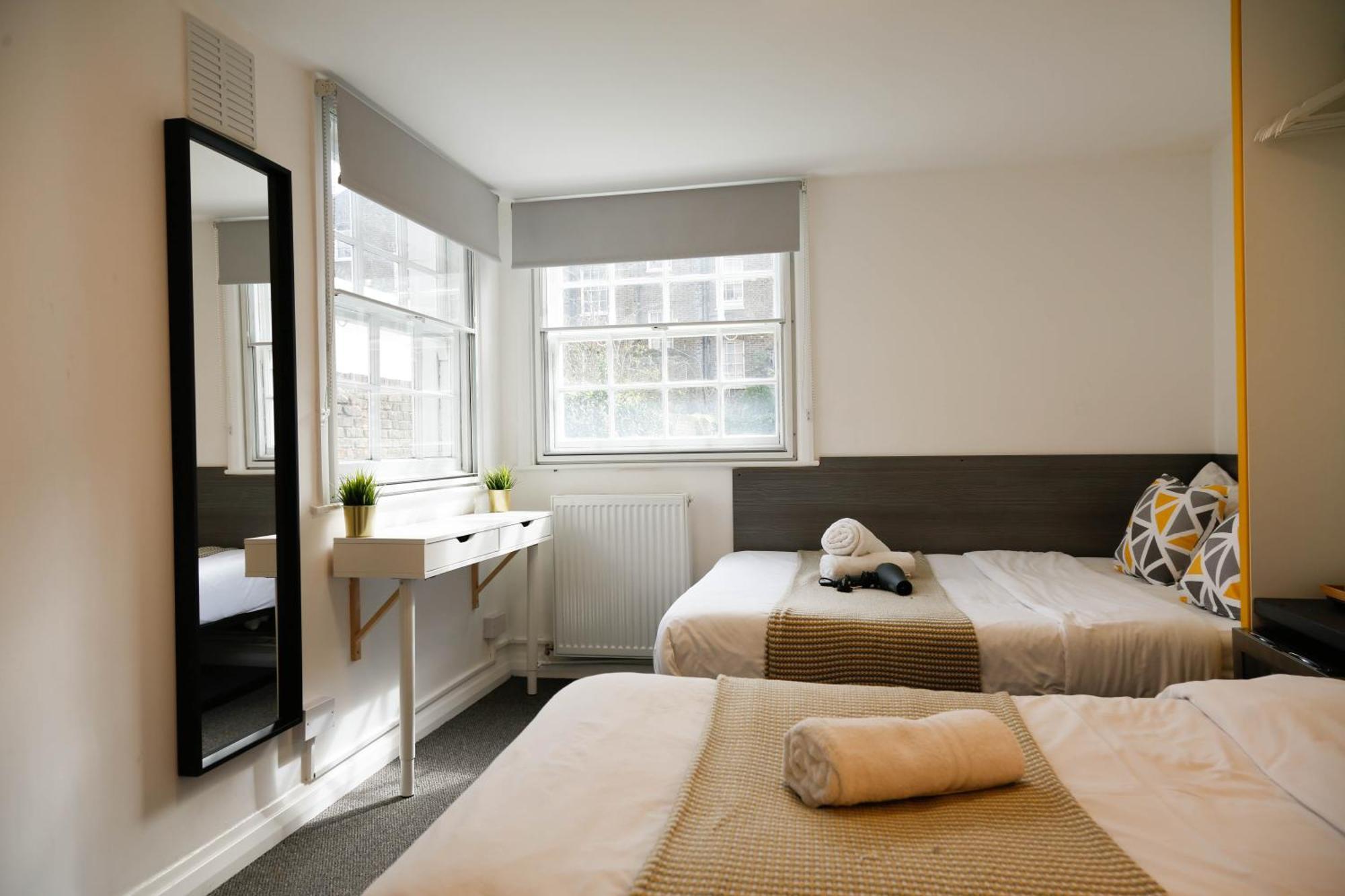 Stylish 1-minute Walk To Camden Town Metro, Shops, Cafes, Bars & Restaurants With Shared Bathrooms Hospedagem domiciliar *