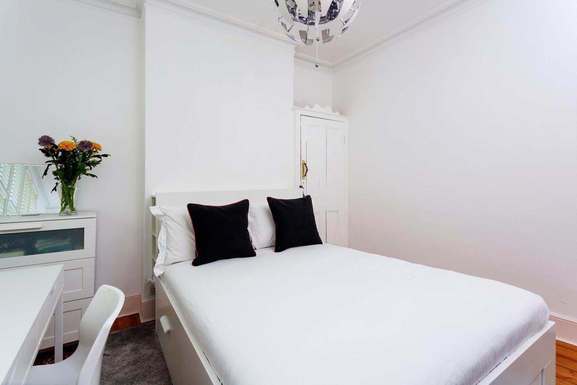 Veeve - Parkland Perfection London