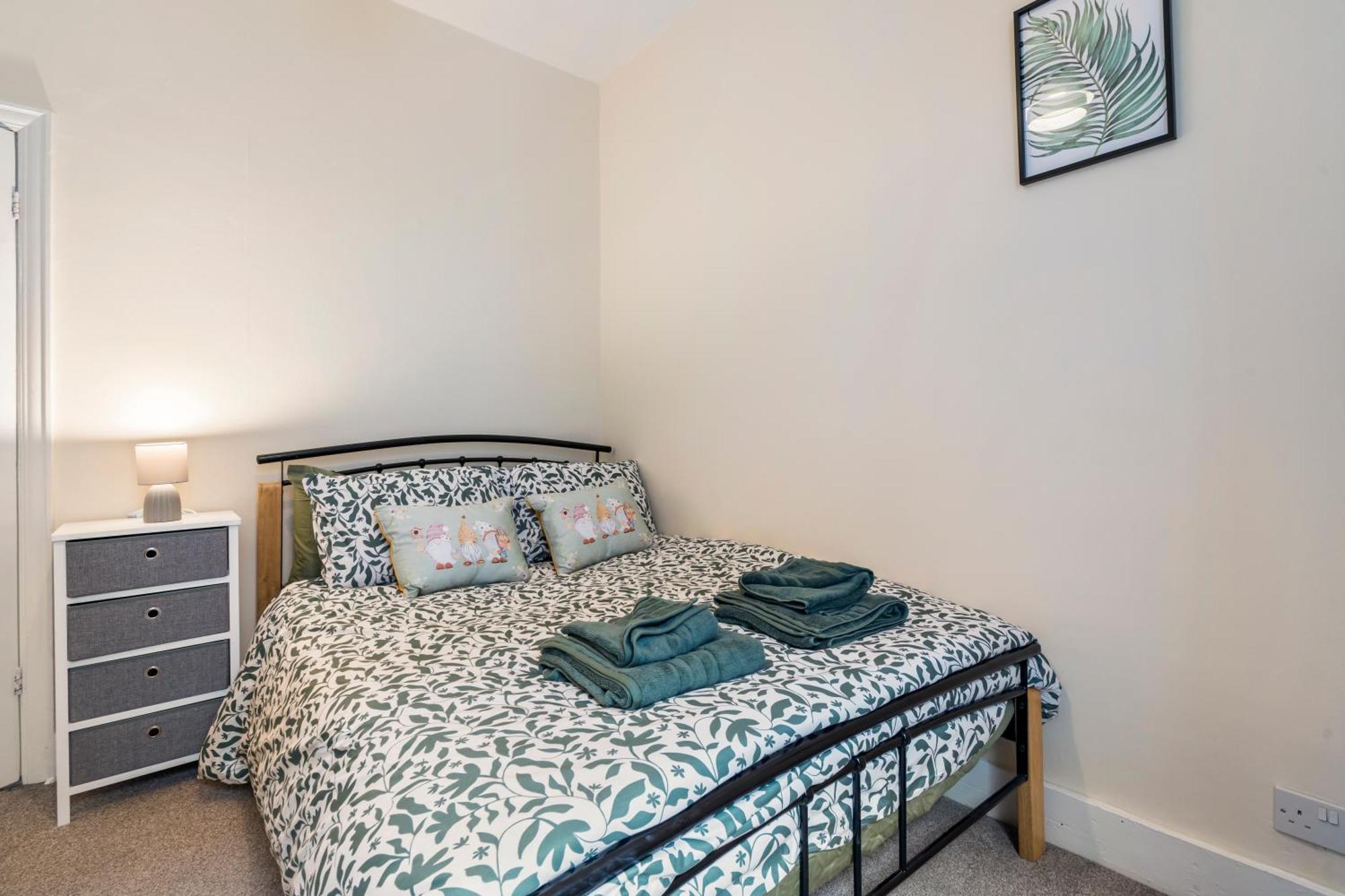 Apartment Modern 3 Bedroom In Wimbeldon Park London
