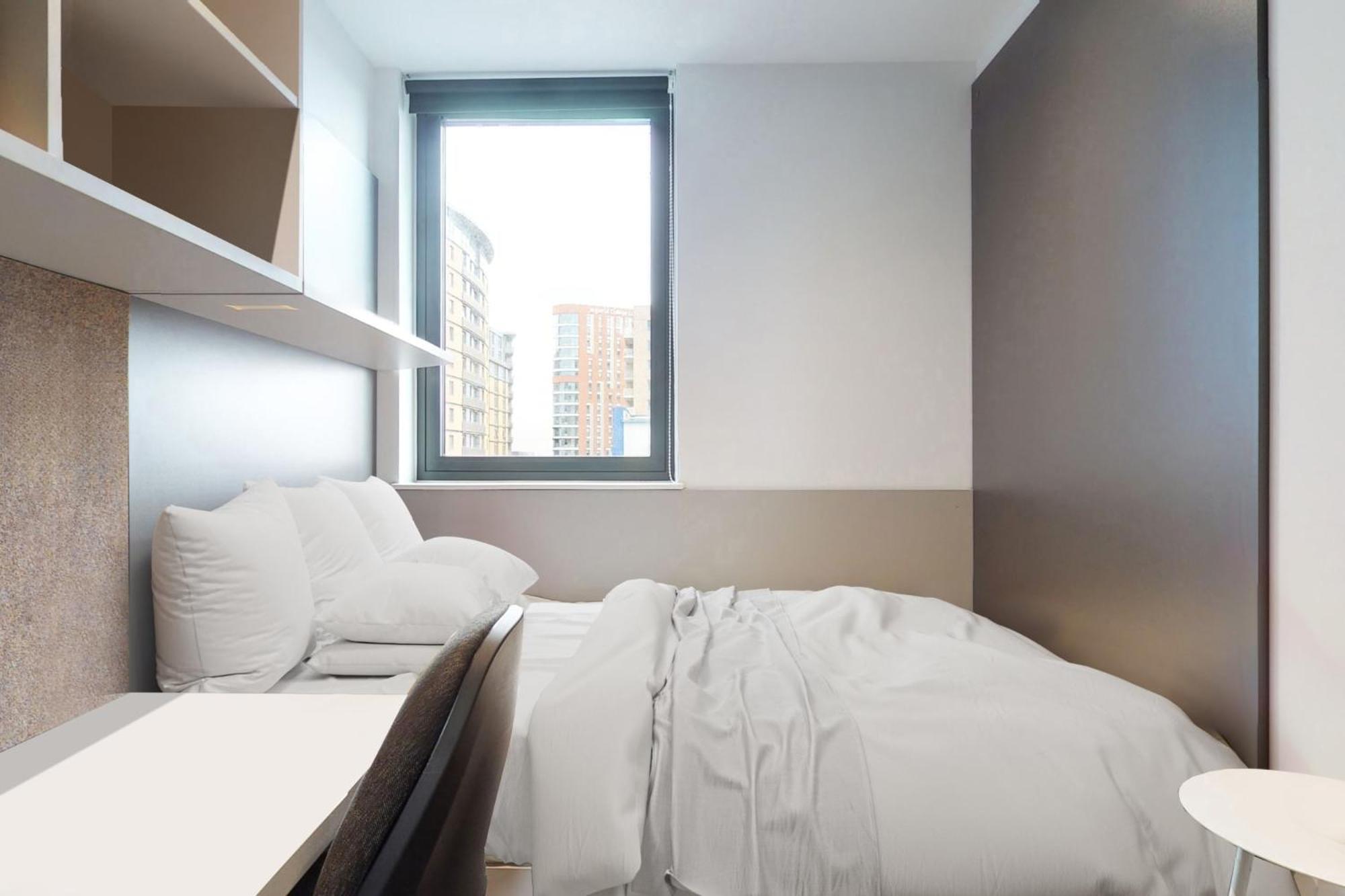 And Ensuite Bedrooms With Shared Kitchen At Chapter Ealing Right Next To North Acton Tube Station