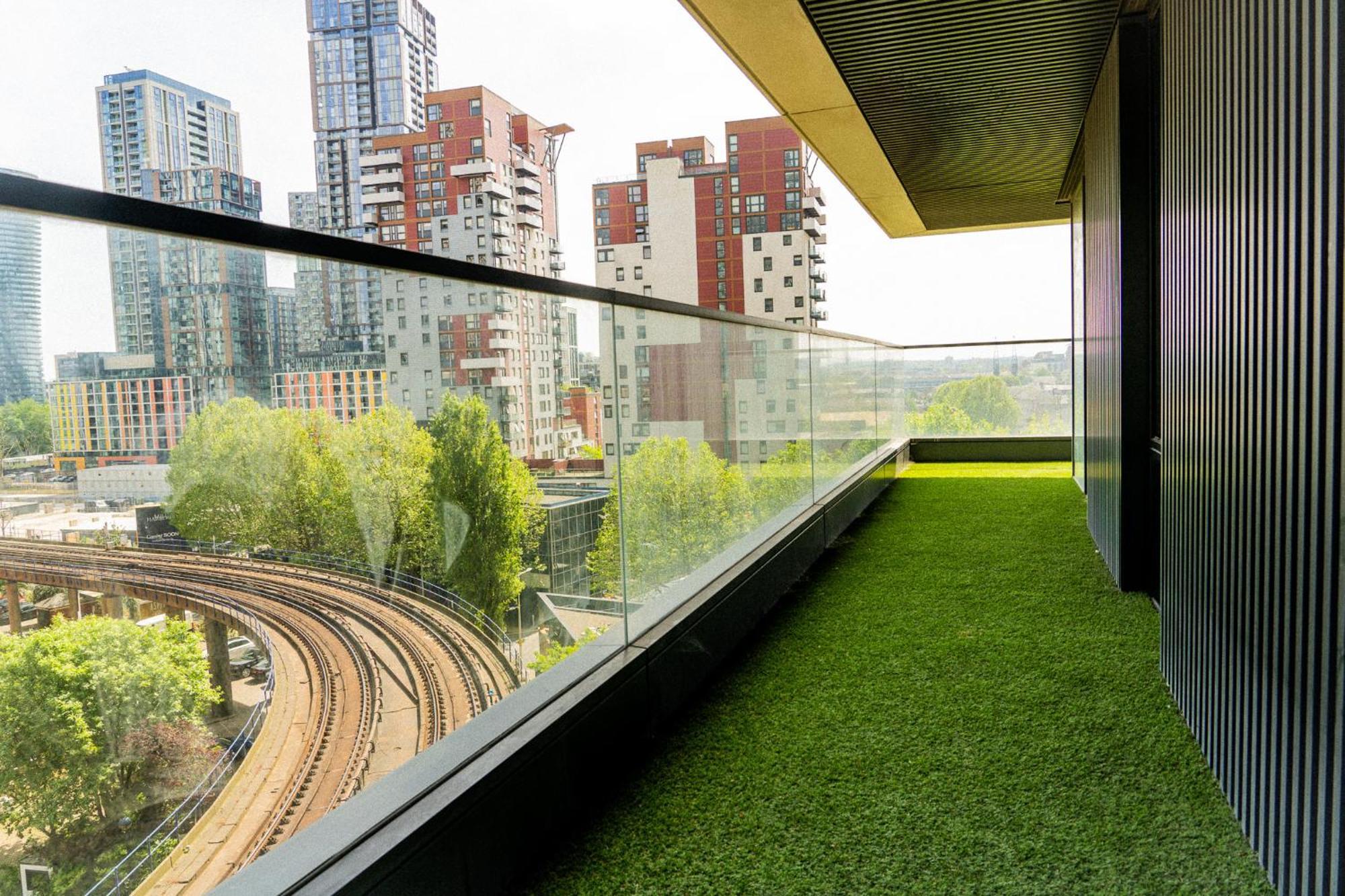 Luxury Balcony Apartment, Canary Wharf Apartamento
