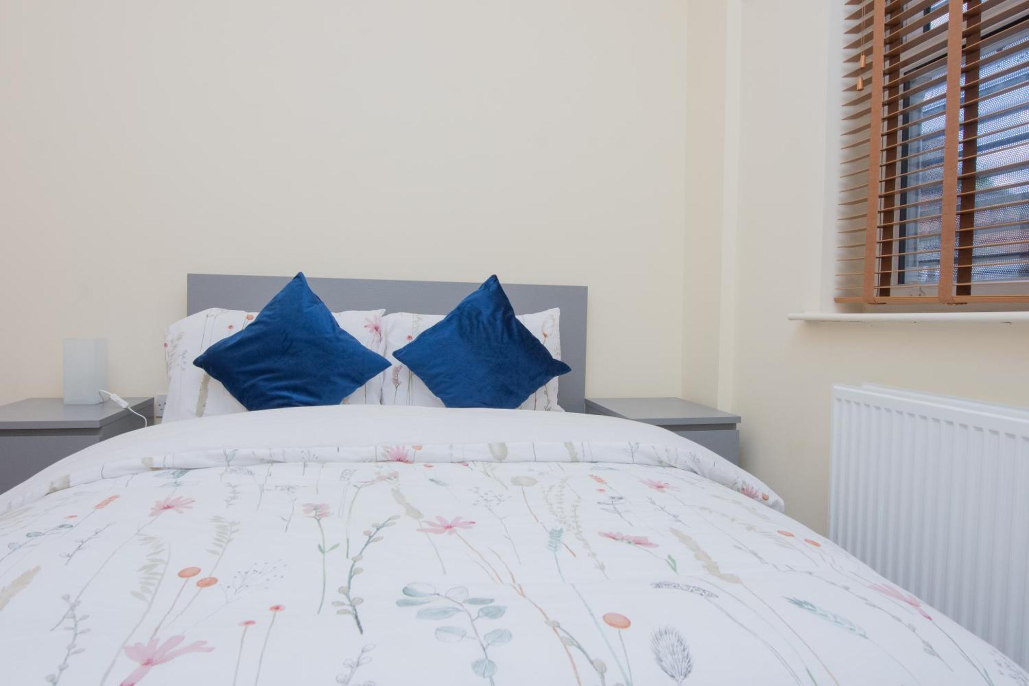 Apartment Charming 1-bed In