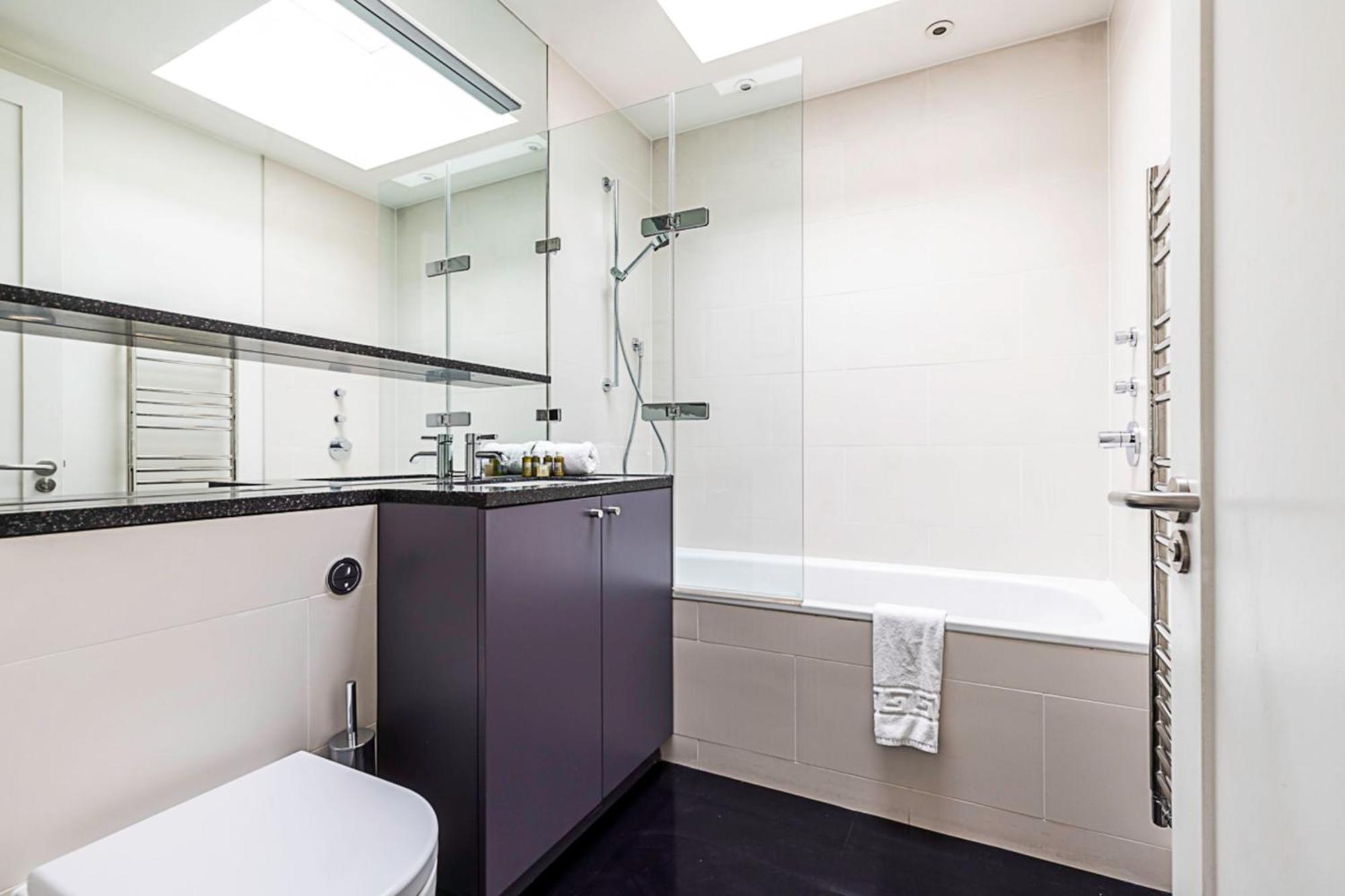 Holiday home Luxe Retreat 5-bed Gem *